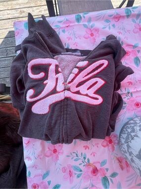 Fila Dark Grey Vintage Y2K Zip Up!